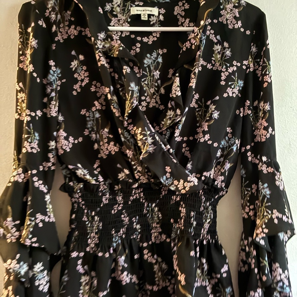 Max Studio Black Floral Long Sleeve Dress size XS